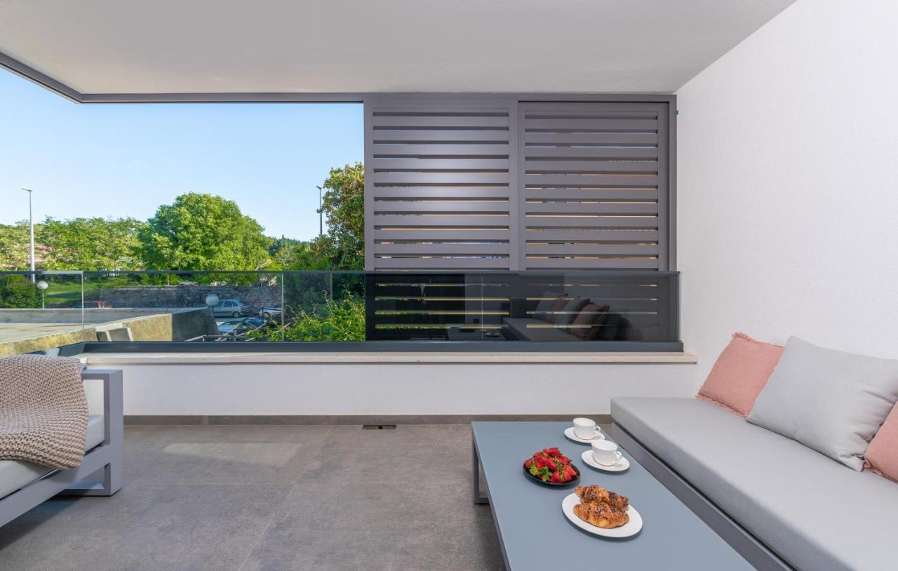 Val Di Bora Apartment Porec Bagian luar foto